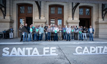 La entrega de este martes fue la segunda adjudicación de licencias del año y se realizó desde las 10 en la Estación Belgrano. La entrega de este martes fue la segunda adjudicación de licencias del año y se realizó desde las 10 en la Estación Belgrano.