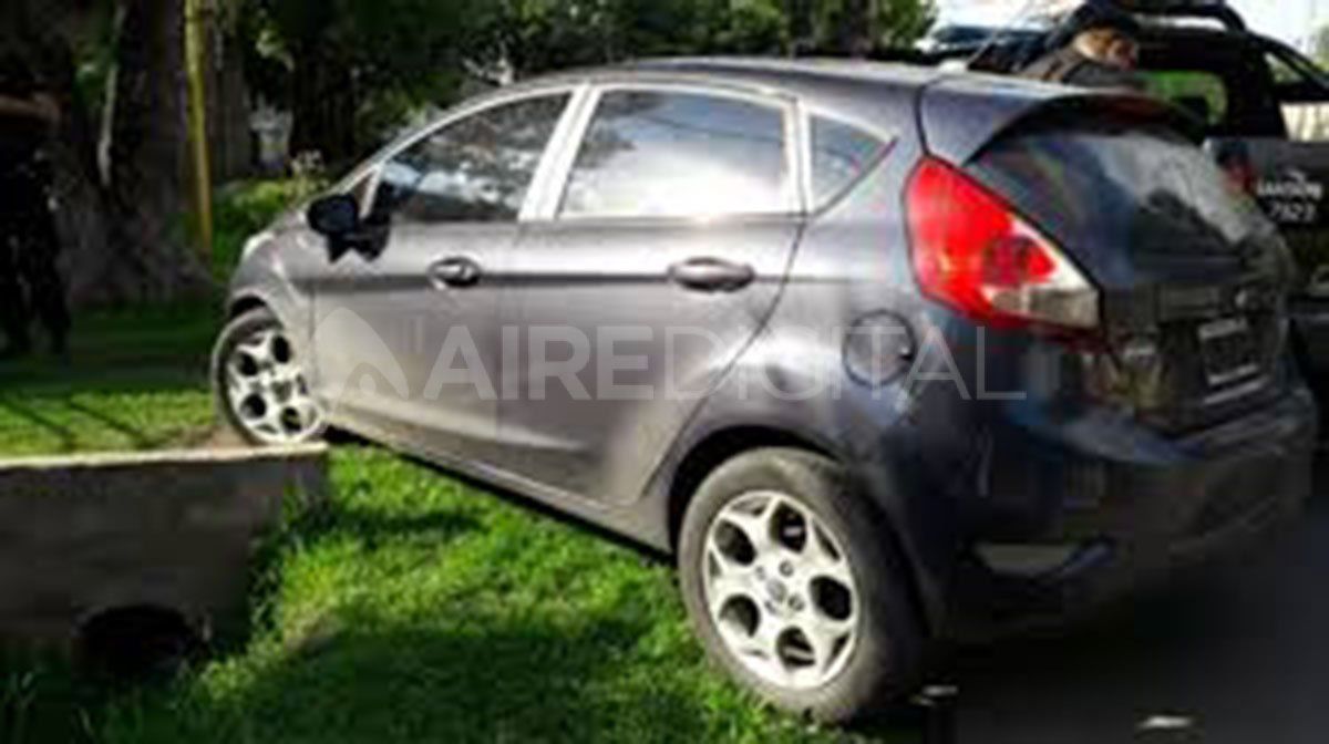 Carlos Segundo Marquardt participó de un robo a una vivienda de Casilda en el que los delincuentes llegaron en un Ford Fiesta Kinetic Desing. 