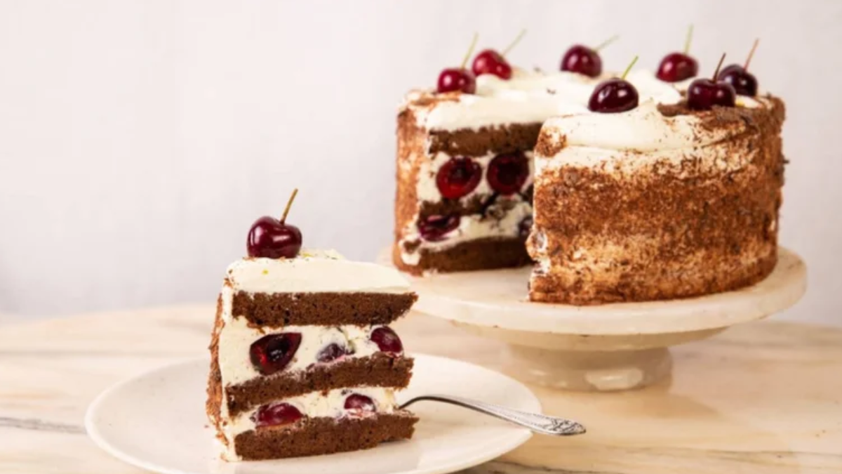 Torta Selva Negra al estilo Osvaldo Gross. Torta Selva Negra al estilo Osvaldo Gross.