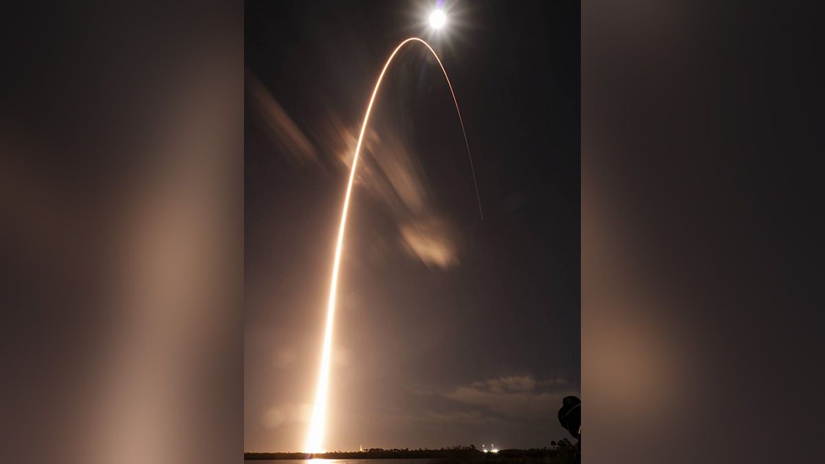 El espect&aacute;culo ofrecido por&nbsp;Altas V&nbsp;fue calificado de superest&eacute;tico por el jefe de la&nbsp;Oficina de Coordinaci&oacute;n&nbsp;de la&nbsp;ESA