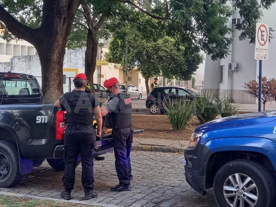 Los agentes de explosivos confirmaron que la caja sospechosa contenía basura.