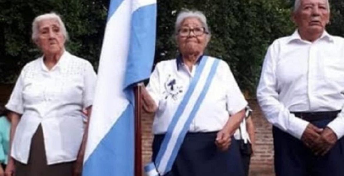 Tienen entre 84 y 91 años y terminaron la primaria: orgullo nacional