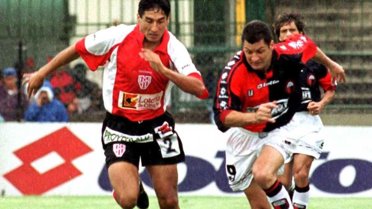 Rival de Boca en la Copa Sudamericana echó al técnico y ahora busca nuevo entrenador.