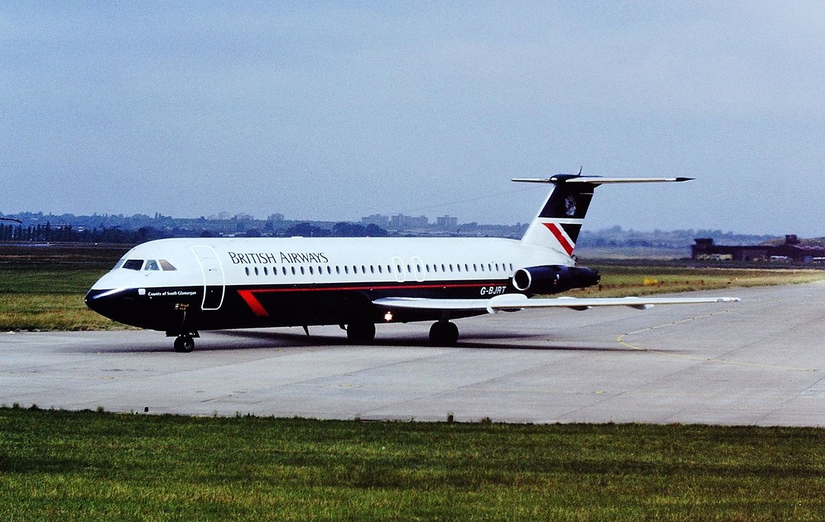 El vuelo 5390 de British Airways fue operado por el BAC 1-11 matrícula G-BJRT (foto), bautizado The County of South Glamorgan, y uniría las ciudades de Birmingham, Gran Bretaña, y Málaga, España.  