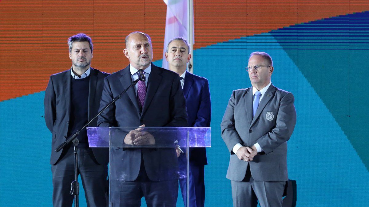 Omar Perotti encabezó este jueves el acto de inauguración oficial de la tercera edición de los Juegos Suramericanos de la Juventud.