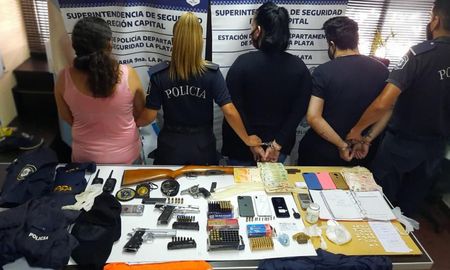 desbaratan banda que vendia drogas, cobraba por mercado pago y hacia entraderas desbaratan banda que vendia drogas, cobraba por mercado pago y hacia entraderas