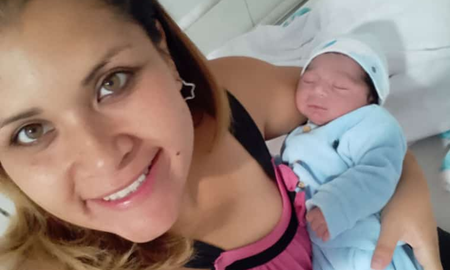 Ian Luca junto a su mamá María José. Ian Luca junto a su mamá María José.