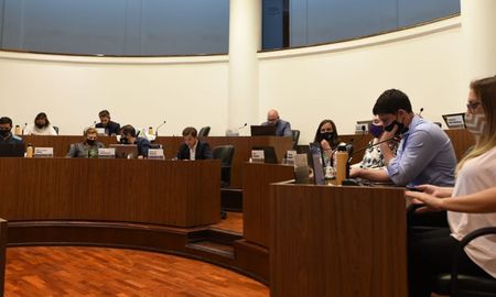 El plan será un instrumento para allanar el camino hacia la desnaturalización de los estereotipos de género y a la prevención de violaciones de derechos, ya sea en el deporte o en la vida cotidiana de los clubes. El plan será un instrumento para allanar el camino hacia la desnaturalización de los estereotipos de género y a la prevención de violaciones de derechos, ya sea en el deporte o en la vida cotidiana de los clubes.