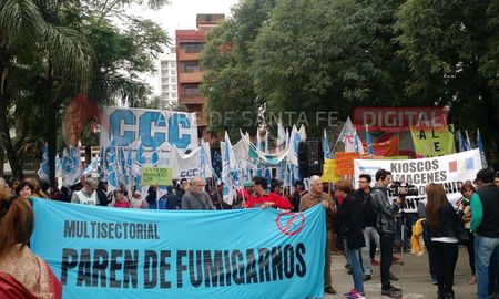 manifestantes reclamaron en el inicio de sesiones ordinarias manifestantes reclamaron en el inicio de sesiones ordinarias