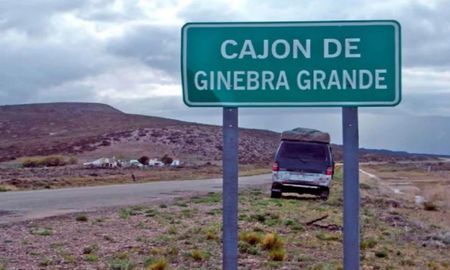 Escapada a Cajón de Ginebra Grande, un pequeño pueblo fantasma de Chubut. Escapada a Cajón de Ginebra Grande, un pequeño pueblo fantasma de Chubut.