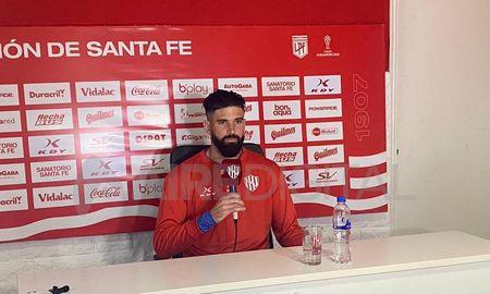 Nicolás Orsini acompañó en conferencia de prensa a Kily González y dejó en claro los objetivos de Unión para esta temporada. Nicolás Orsini acompañó en conferencia de prensa a Kily González y dejó en claro los objetivos de Unión para esta temporada.