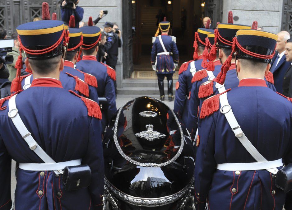 Los restos de De la Rúa fueron velados en el Congreso de la Nación y habrá tres días de duelo