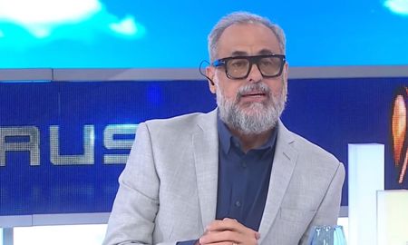 Un periodista de ESPN salió al cruce con Jorge Rial y el Pollo Vignolo le puso un freno. Un periodista de ESPN salió al cruce con Jorge Rial y el Pollo Vignolo le puso un freno.