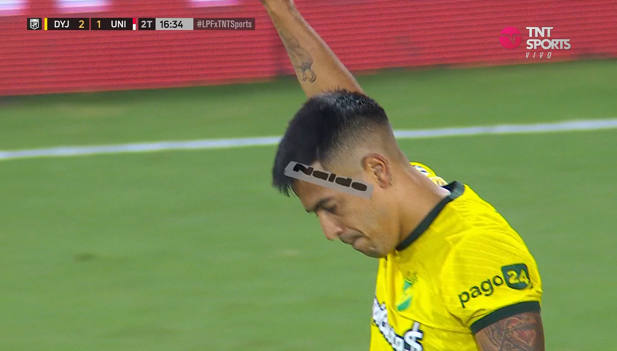 Uvita Fernández pidió perdón tras su doblete ante Unión.