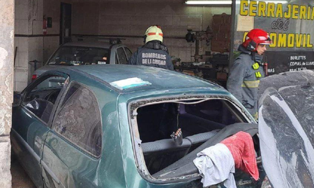 Cuatro autos involucrados en un choque en Balvanera, barrio de la ciudad de Buenos Aires. Cuatro autos involucrados en un choque en Balvanera, barrio de la ciudad de Buenos Aires.