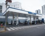 YPF anunció que los combustibles subirán 1% desde este jueves, y ratificó que sostendrá los precios por otros 45 días. YPF anunció que los combustibles subirán 1% desde este jueves, y ratificó que sostendrá los precios por otros 45 días.