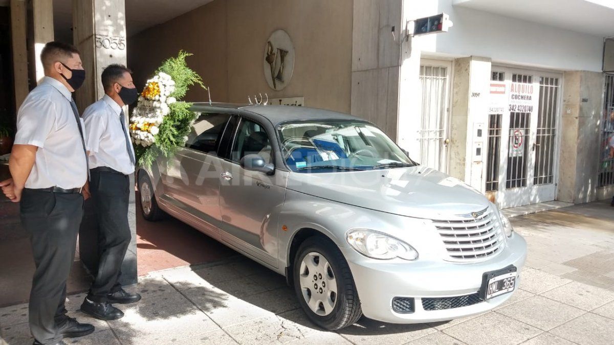 Este miércoles a las 8.30 salió el cortejo fúnebre que traslada el cuerpo de Oscar Salas