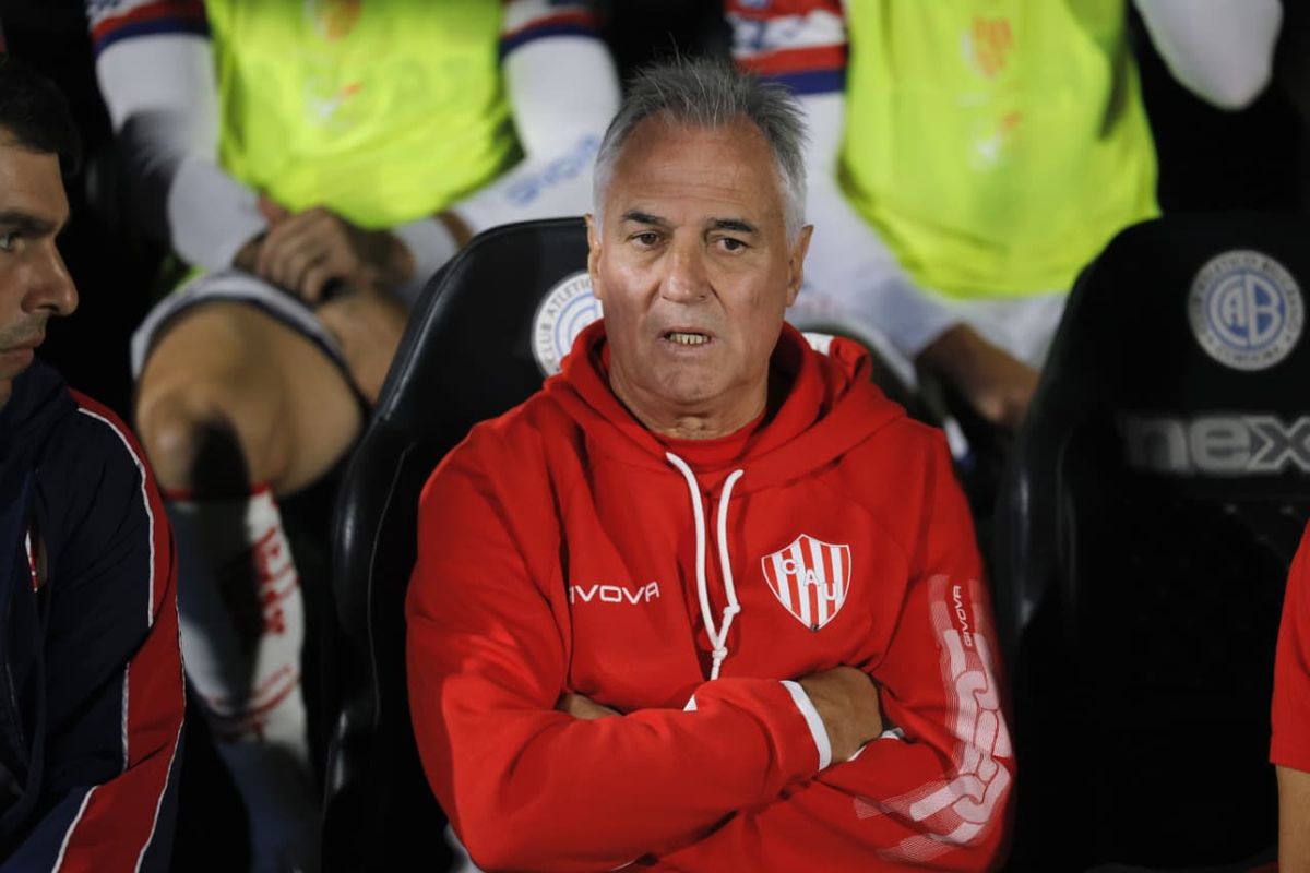 Leonardo Madelón hizo un balance del torneo, de clasificar a una copa y su continuidad.