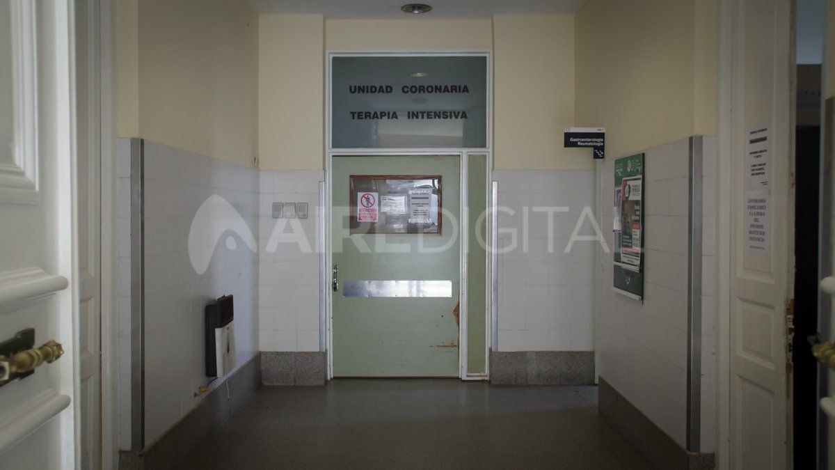 Los médicos del Cullen realizan un trabajo incansable para tratar de contener a todos los pacientes infectados con coronavirus