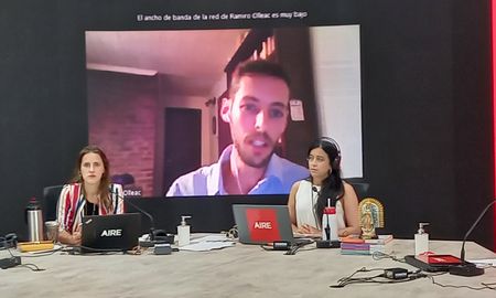 El adolescente de 15 años llegó muy lastimado, ya que tiene una condición llamada mielomeningocele, que es relativamente frecuente, ya que uno de cada 2000 nacidos vivos pueden llegar a tenerlo. El adolescente de 15 años llegó muy lastimado, ya que tiene una condición llamada mielomeningocele, que es relativamente frecuente, ya que uno de cada 2000 nacidos vivos pueden llegar a tenerlo.