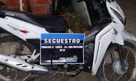La moto fue secuestrada tras el accidente y quedó en la comisaría N° 12 de Gaboto. La moto fue secuestrada tras el accidente y quedó en la comisaría N° 12 de Gaboto.