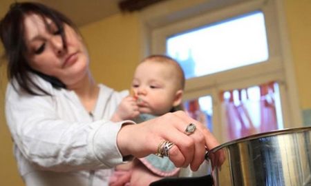 Las participación en el mercado laboral de las madres con hijos cayó en el segundo trimestre del año pasado un 18% respecto al 2019. Las participación en el mercado laboral de las madres con hijos cayó en el segundo trimestre del año pasado un 18% respecto al 2019.
