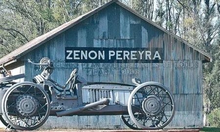 Los inmigrantes europeos trajeron a Zenón Pereyra la receta ancestral del ajenjo y una simbología masónica que todavía marca la arquitectura y los misterios de sus casonas más antiguas. Los inmigrantes europeos trajeron a Zenón Pereyra la receta ancestral del ajenjo y una simbología masónica que todavía marca la arquitectura y los misterios de sus casonas más antiguas.
