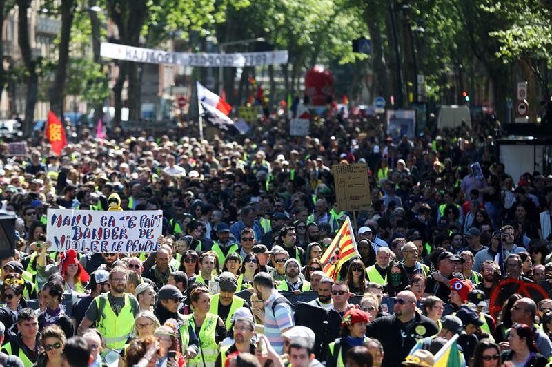 Tensión en Francia por nuevas protestas de los chalecos amarillos
