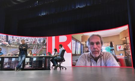 Gonzalo Bonadeo habló con Luis Mino sobre la emoción de Lionel Messi al final del Argentina-Bolivia, el mal momento de Los Pumas y la Copa Davis. Gonzalo Bonadeo habló con Luis Mino sobre la emoción de Lionel Messi al final del Argentina-Bolivia, el mal momento de Los Pumas y la Copa Davis.