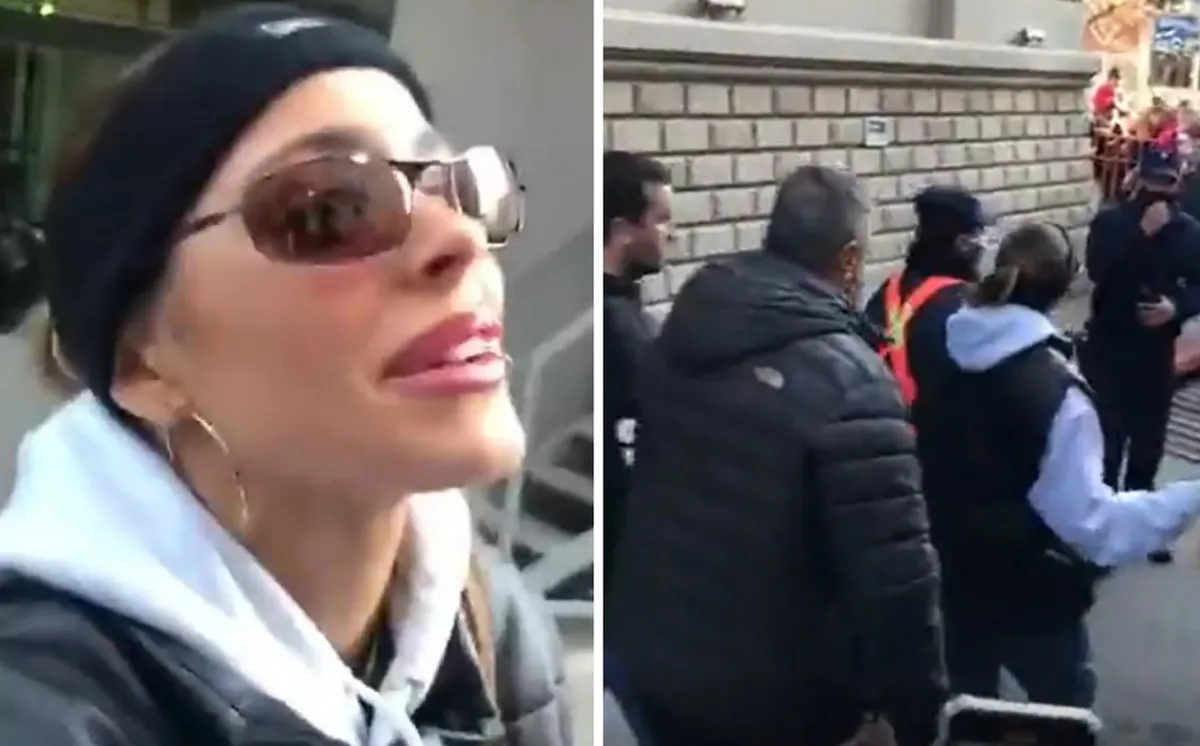 El cómico episodio de la fan de Tini que quiso que le firme los apuntes de facultad y la cantante se los llevó