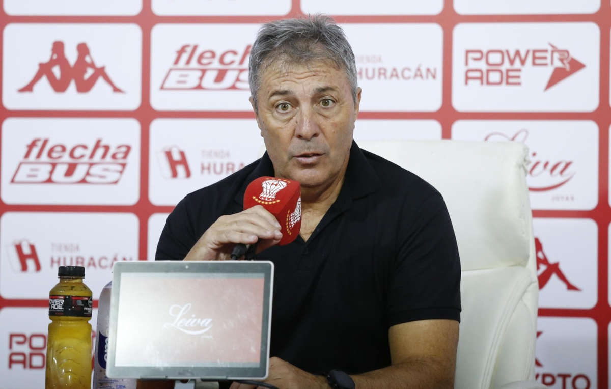 En el arranque del tercer ciclo de Kudelka en Huracán, el Globo empató con Argentinos Juniors 1-1. En el arranque del tercer ciclo de Kudelka en Huracán, el Globo empató con Argentinos Juniors 1-1.