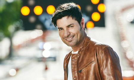 Un extraño experimento de TikTok con High School Musical transformó a Torero de Chayanne en viral. Un extraño experimento de TikTok con High School Musical transformó a Torero de Chayanne en viral.