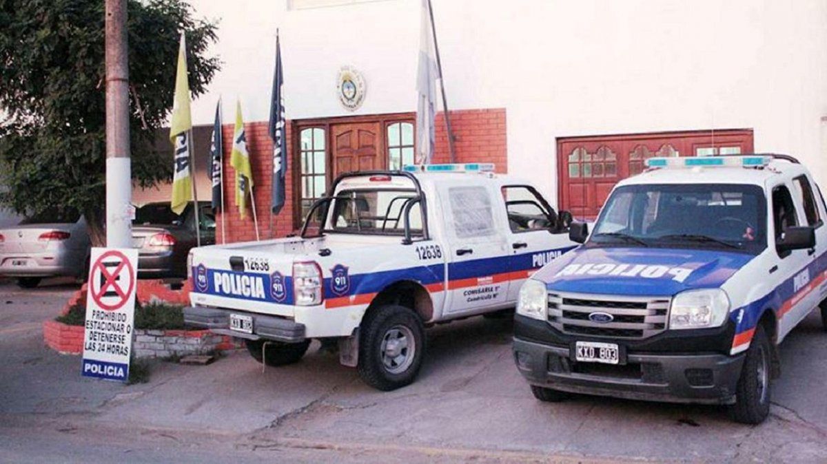 Atacaba a martillazos a su mujer en Villa Gesell, llegó la policía y se trabó en lucha con el agresor