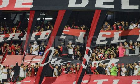 El domingo 1 de marzo se llevará a cabo una nuevo edición del clásico rosarino entre Newells y Rosario Central. El domingo 1 de marzo se llevará a cabo una nuevo edición del clásico rosarino entre Newells y Rosario Central.