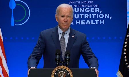 Gran victoria de Biden: su partido mantendrá la mayoría en el Senado de EEUU. Gran victoria de Biden: su partido mantendrá la mayoría en el Senado de EEUU.