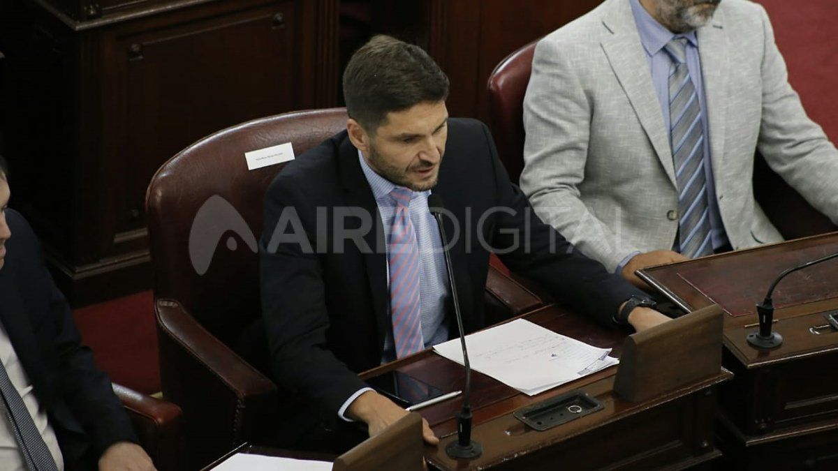 La ruptura del frente queda formalizada con la conformación de un bloque radical propio