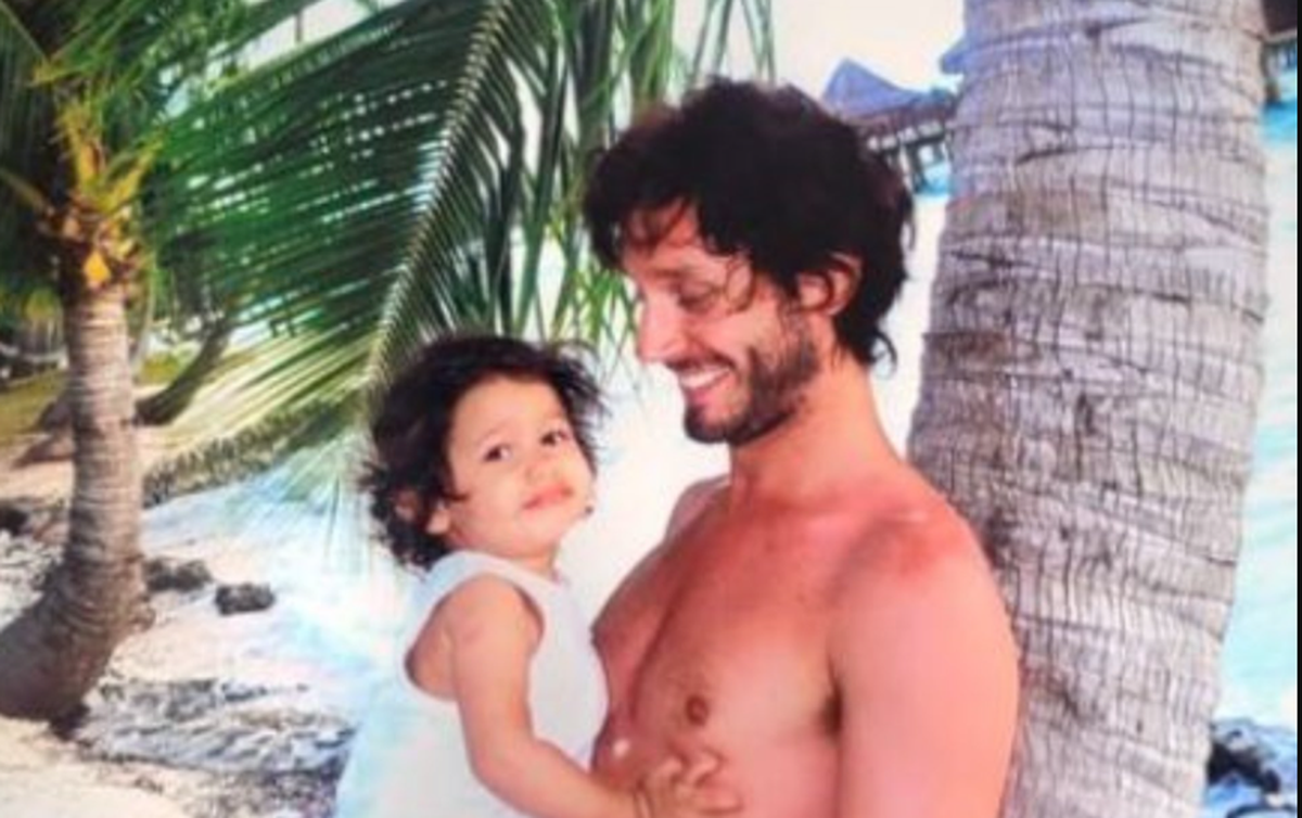 Benjamín Vicuña escribió un libro en memoria de su hija Blanca Vicuña, quien falleció en 2012.