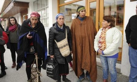 mapuches piden ser querellantes por el procedimiento en cushamen mapuches piden ser querellantes por el procedimiento en cushamen