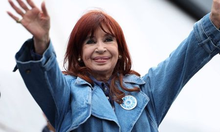 La expresidenta de la Nación y actual presidenta de Partido Justicialista, Cristina Kirchner participó del Encuentro de la Cultura Popular. La expresidenta de la Nación y actual presidenta de Partido Justicialista, Cristina Kirchner participó del Encuentro de la Cultura Popular.