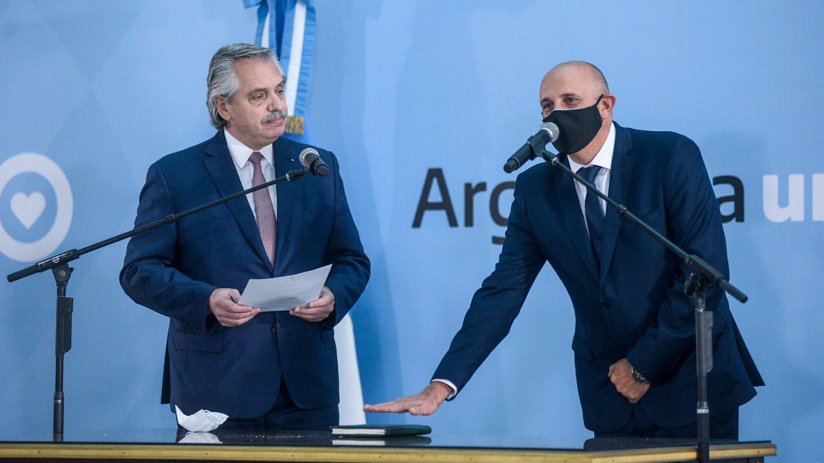 Guerrera asumió en el cargo el 3 de mayo de 2021 para reemplazar su antecesor, Mario Meoni, quien falleció en un accidente de tránsito.