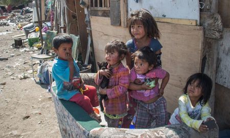 La multiplicación de la indigencia en la ciudad de Santa Fe genera una situación verdaderamente dramática. La multiplicación de la indigencia en la ciudad de Santa Fe genera una situación verdaderamente dramática.