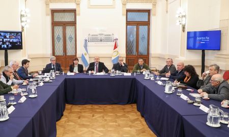 “Cuando nos unimos en defensa de los intereses propios, las cosas se consiguen”, afirmó Perotti durante la reunión de trabajo. “Cuando nos unimos en defensa de los intereses propios, las cosas se consiguen”, afirmó Perotti durante la reunión de trabajo.