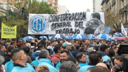 La CGT organizó una marcha a Plaza de Mayo para este jueves, que tendrá el respaldo de movimientos sociales, culturales y políticos.