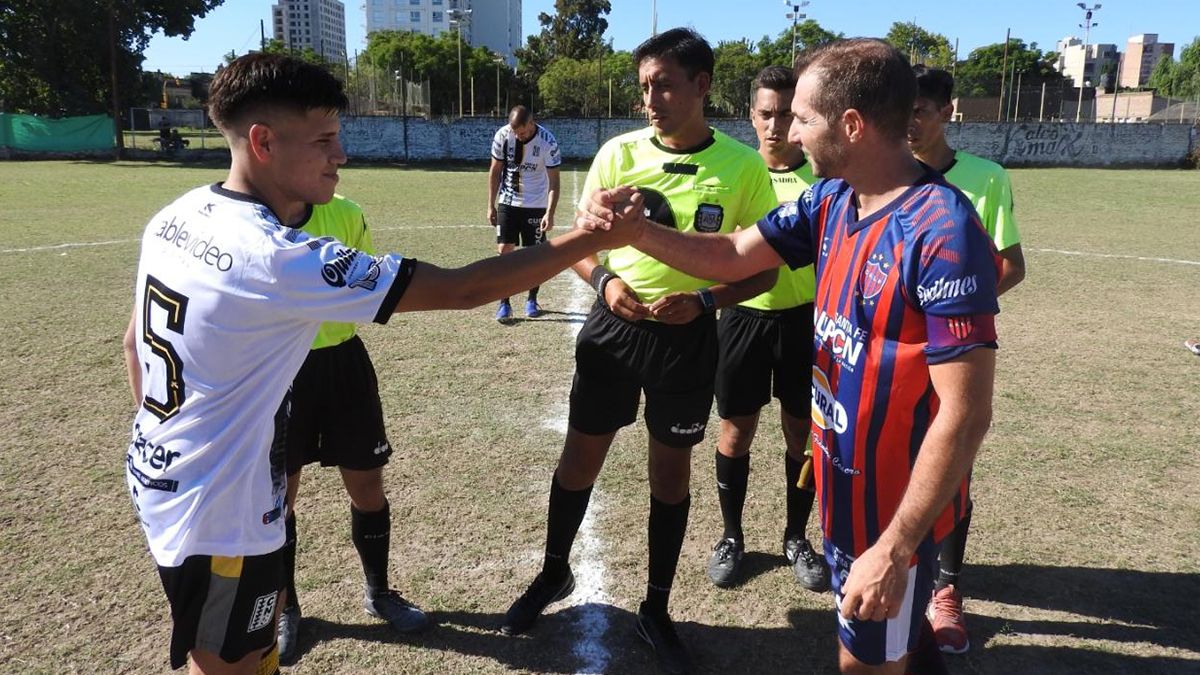 La Liga Santafesina volvió a la acción luego de más de un año de parate.