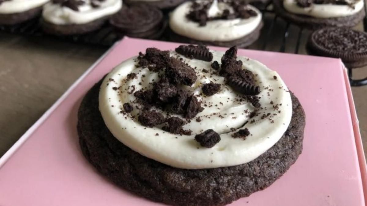 Con pocos ingredientes podrás hacer esta receta de cookies en casa. Con pocos ingredientes podrás hacer esta receta de cookies en casa.