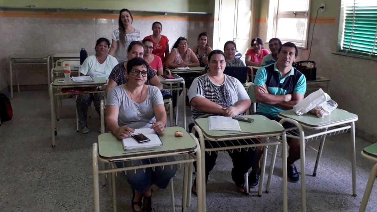 En julio, 165 estudiantes de diferentes localidades de la provincia de Santa Fe egresaron de la Eempa N° 1.330 mientras que en octubre, se sumaron otros 261.