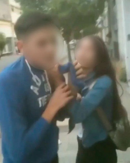“Quise evitar una pelea”, se justificó la joven que agredió a su novio y después se golpeó la cabeza contra una persiana. 