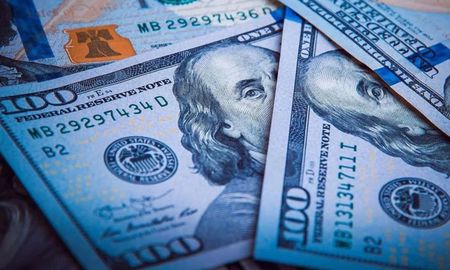 El dólar blue perdiófrente a la inflación en 2024 y la brecha cambiaria perforó el 20%. El dólar blue perdiófrente a la inflación en 2024 y la brecha cambiaria perforó el 20%.
