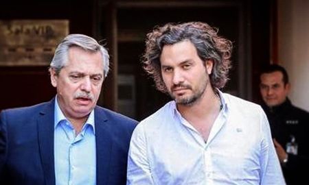 El presidente de la Nación, Alberto Fernández y el jefe de Gabinete de la Nación, Santiago Cafiero. El presidente de la Nación, Alberto Fernández y el jefe de Gabinete de la Nación, Santiago Cafiero.