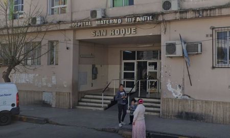 Pese a los esfuerzos médicos, el niño falleció en el Hospital San Roque de Paraná. Pese a los esfuerzos médicos, el niño falleció en el Hospital San Roque de Paraná.